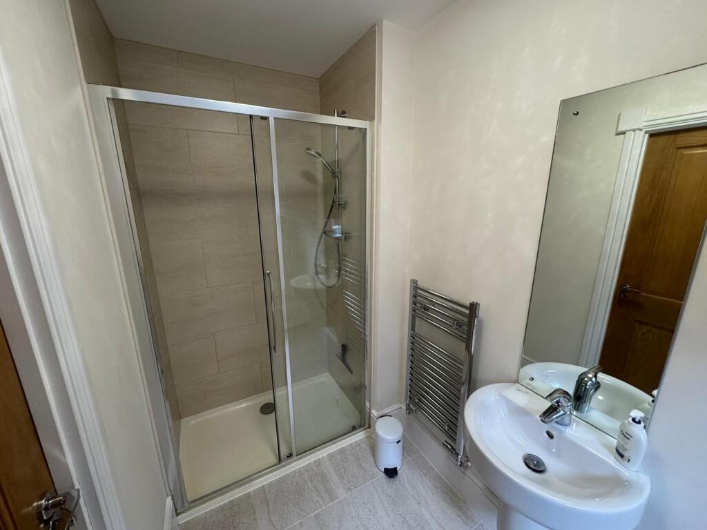 Ensuite Bathroom