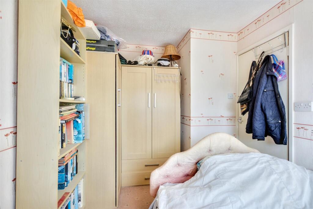 Bedroom 2_2.jpeg