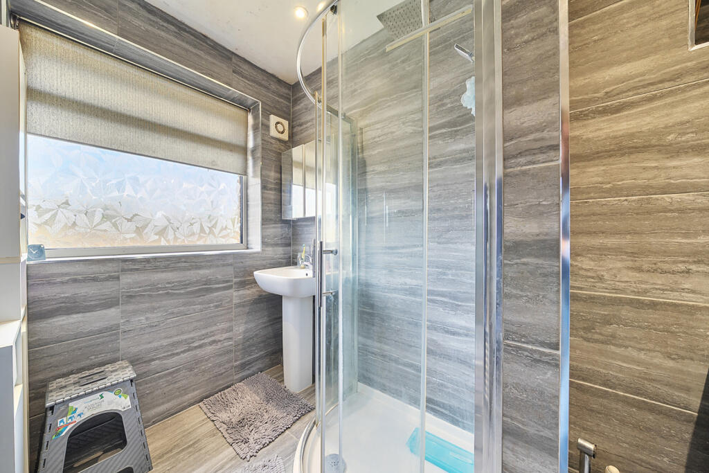 1302175-18-683dac...