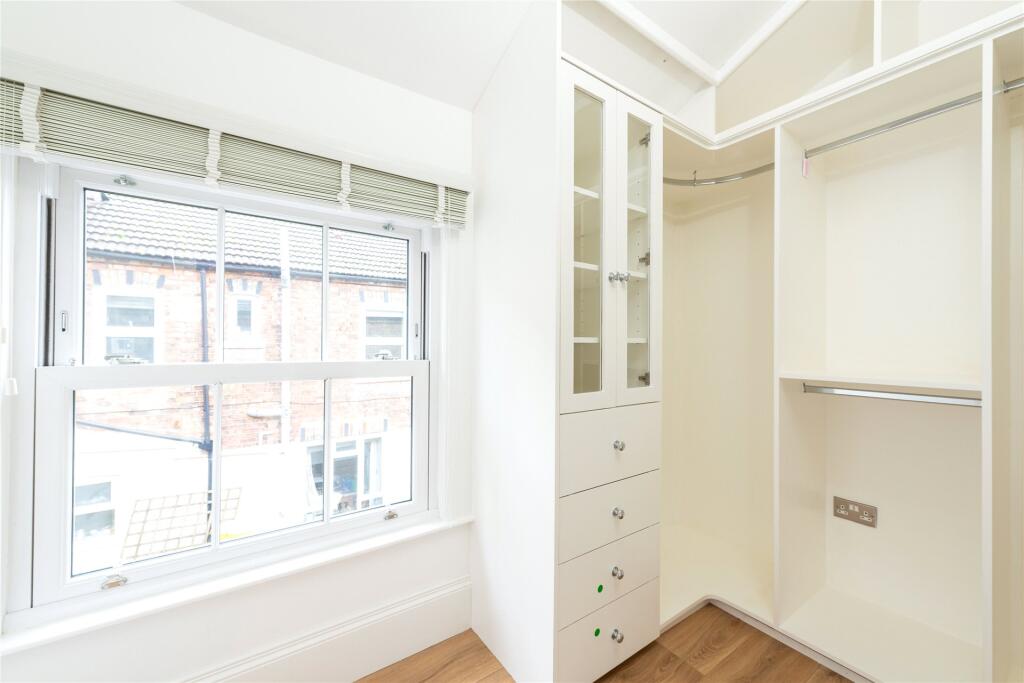 Wardrobe/Bedroom 5