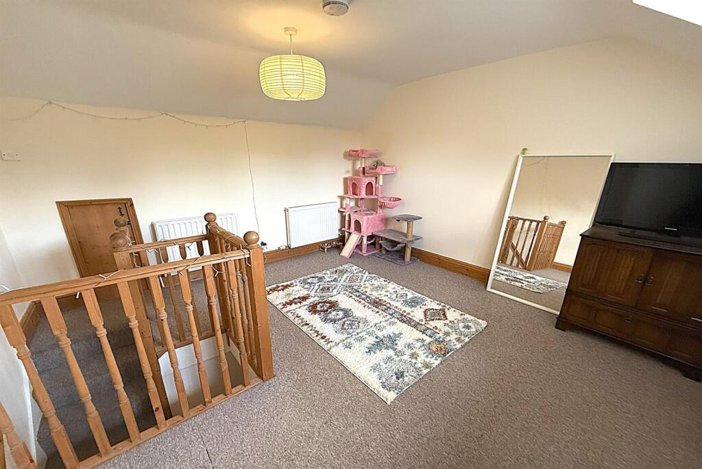 Occasional room 2nd.jpg