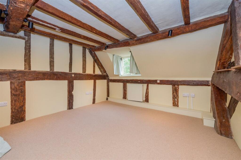 7 woodbank drive-20.jpg