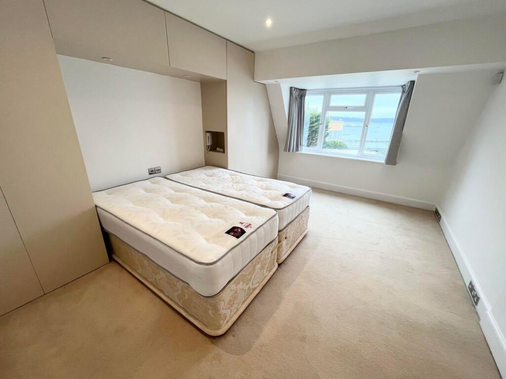 Main bedroom
