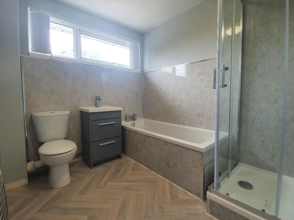 Dorchester Way, Clifford Park - Bathroom.jpg