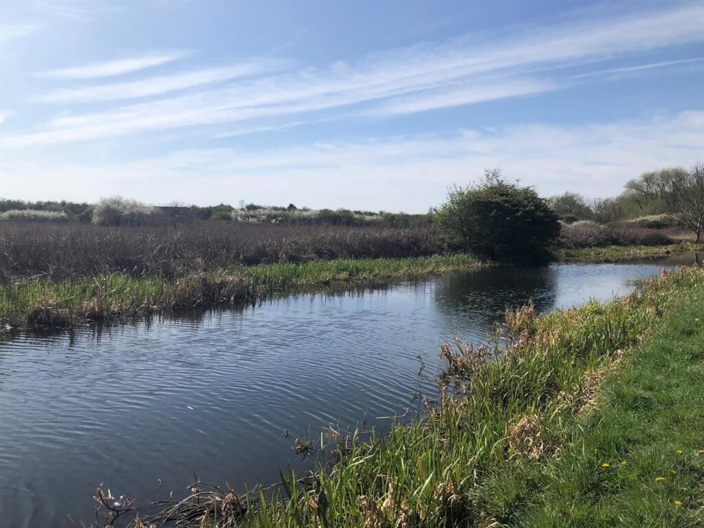 brixworth 4.jpg