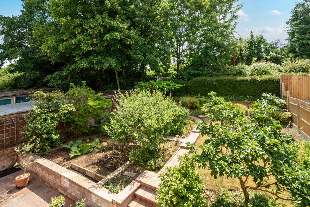 1313396-25-685be6...