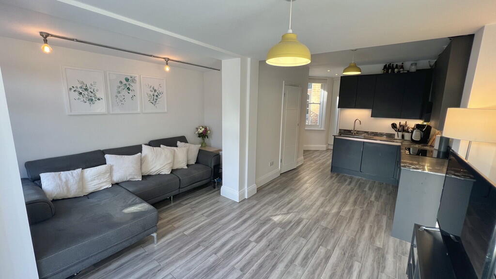 Living Room Kitch...