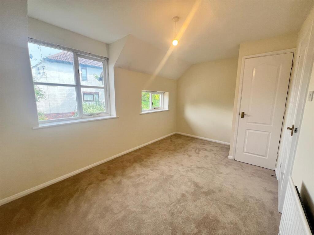 Bedroom 3.jpg