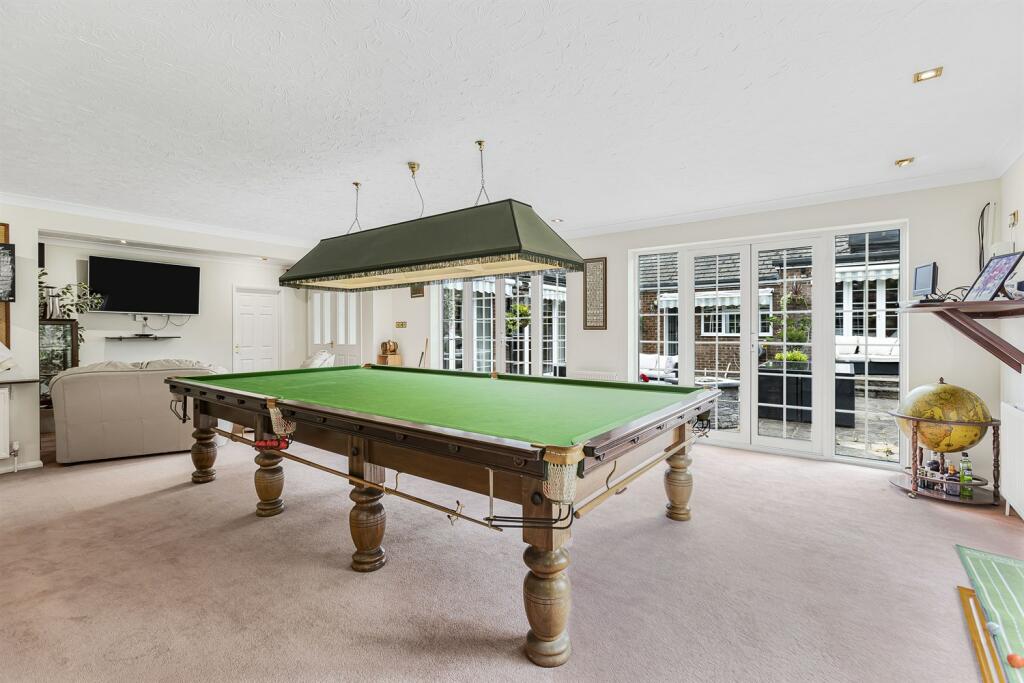 Snooker/Games Room