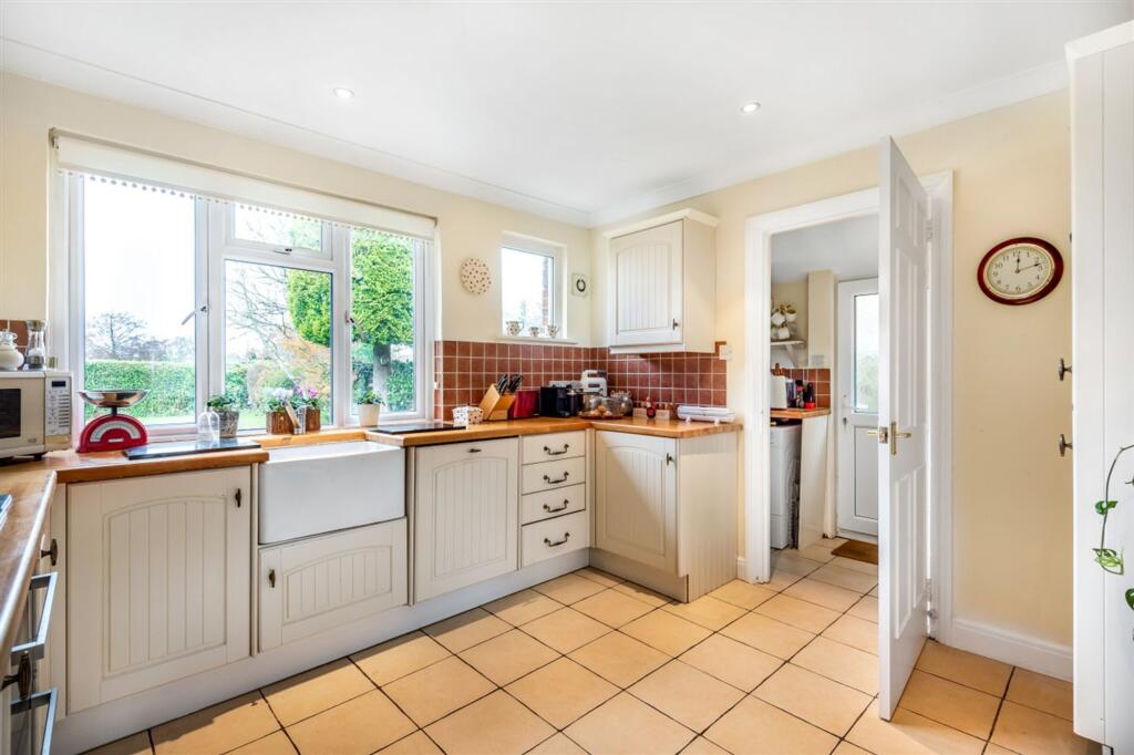 Kitchen / Breakfast Room
