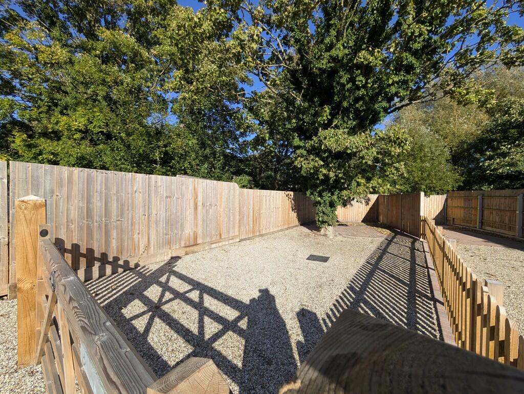 PXL_20251006_1400...