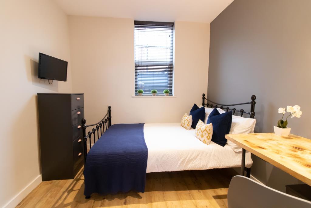 LR Bedroom 1