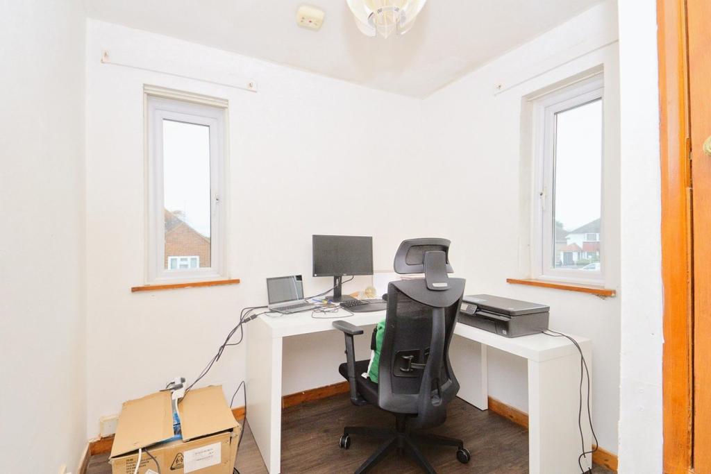 Bedroom Three/Study