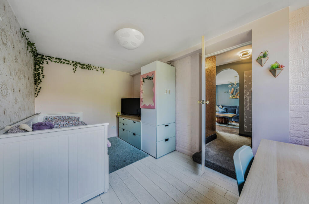 1315981-8-685ec19...