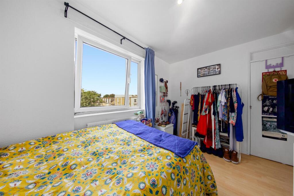 Somerford Grove, N16