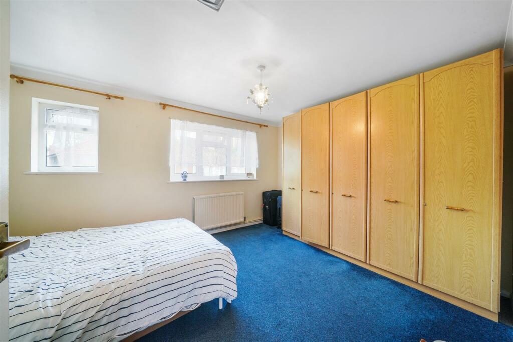 99 Fernbank Avenue - 2JdTu0lJEdLbuwDGd0L1.jpg