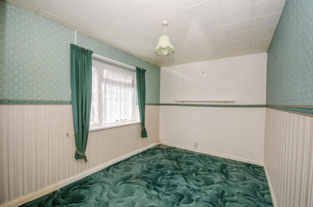 Bedroom 2.jpg