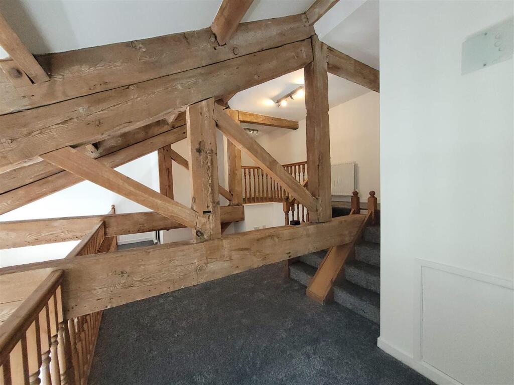 ALTERNATIVE ANGLE