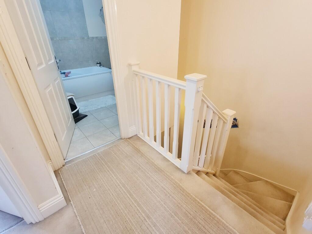Stairs Down to Lving