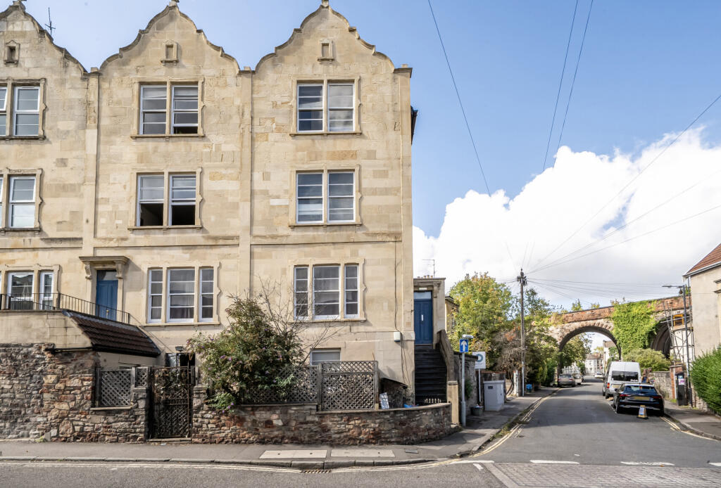 1354383-19-68c2d8...