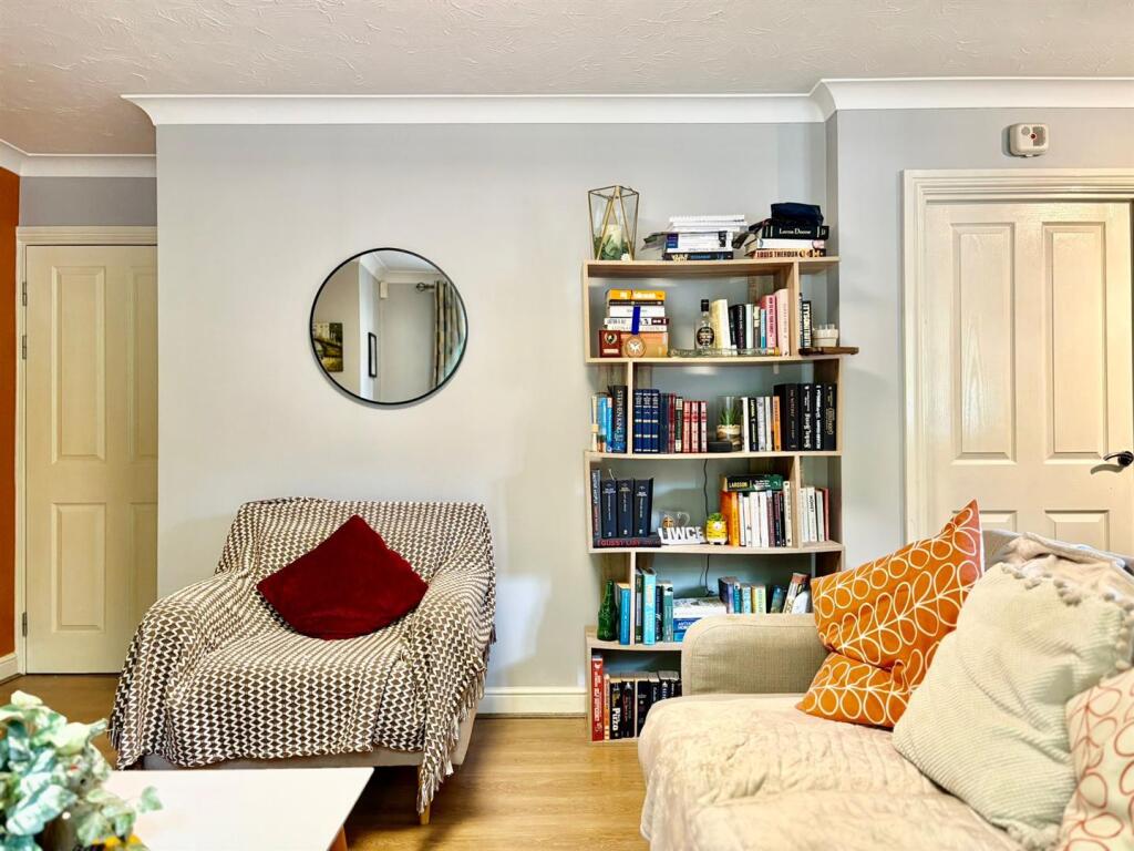 PHOTO-2025-06-10-11-21-31 3.jpg