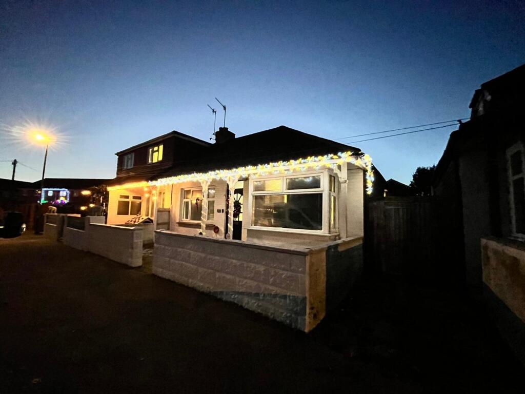 Leconfield Road, Lancing, West Sussex, BN15