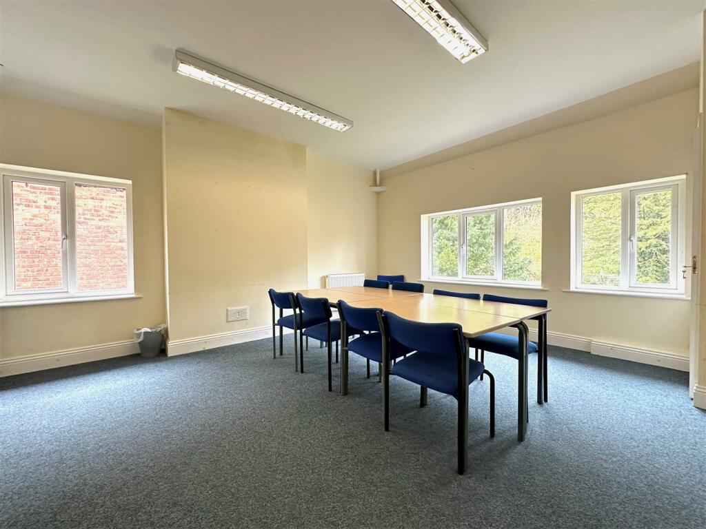 classroom 5.jpg