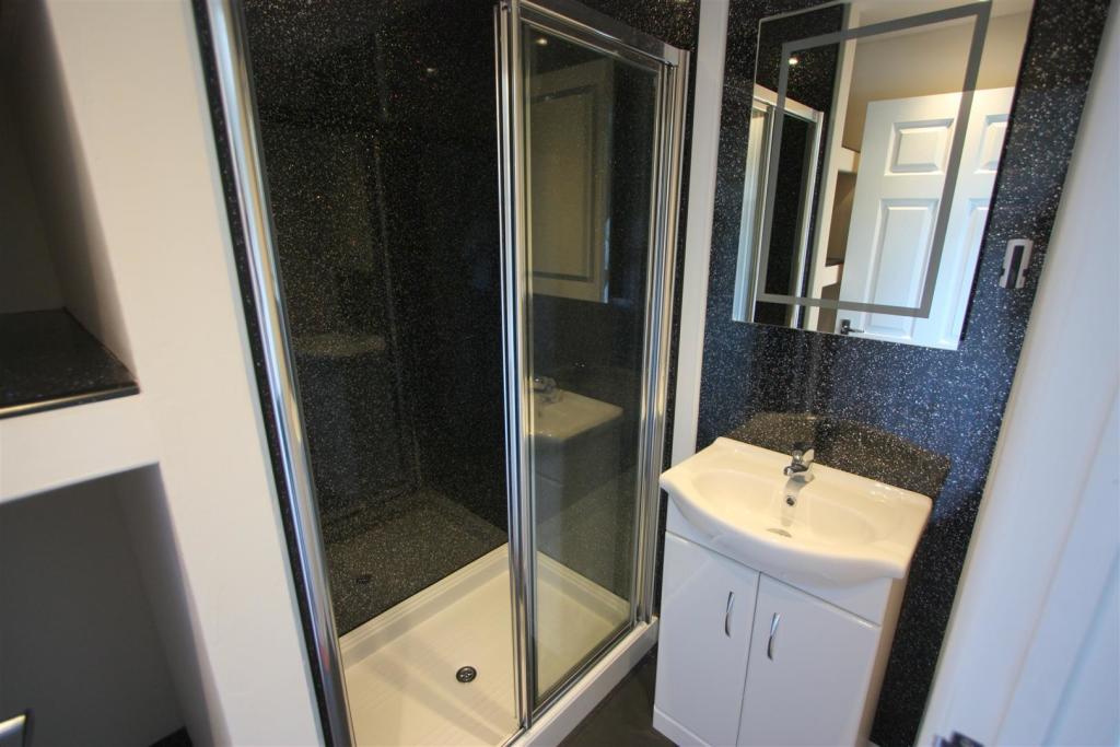 29 Billings Drive En Suite