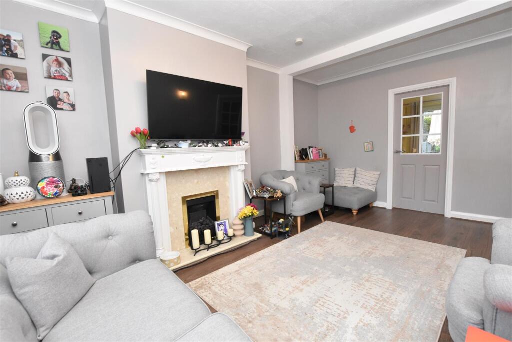 DSC_0570 - Copy (11).JPG