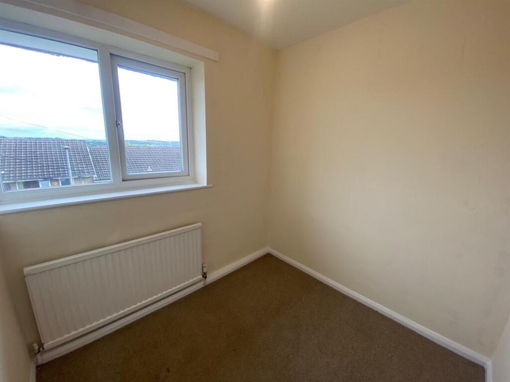 BEDROOM.jpg