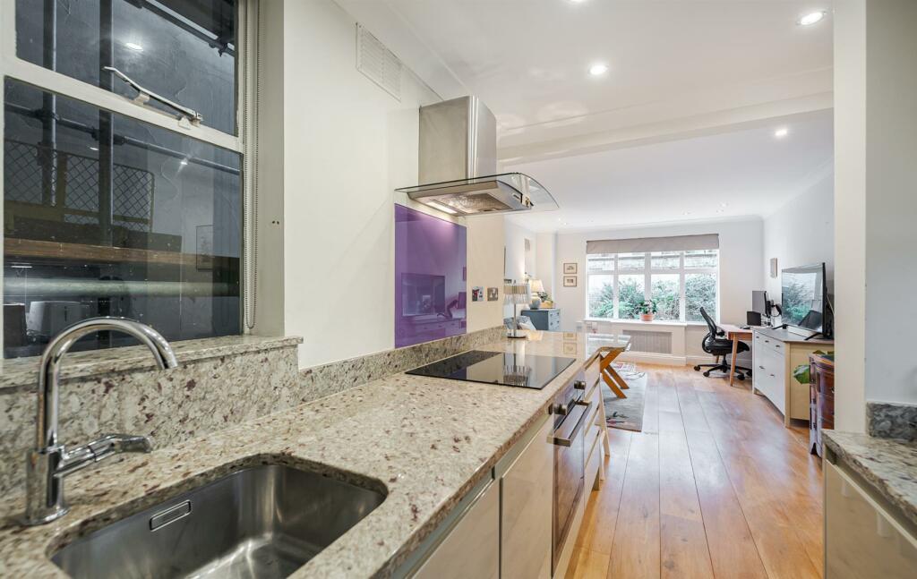Cheyne Place 5_25-8-2. Low Res.jpg