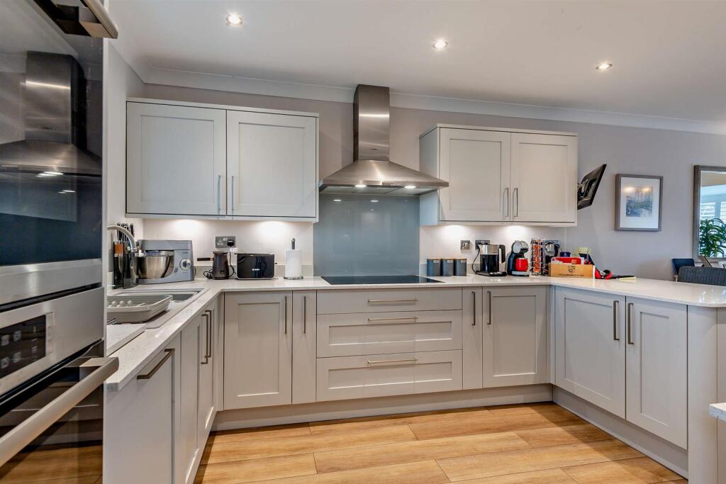 8635614-interior10-8