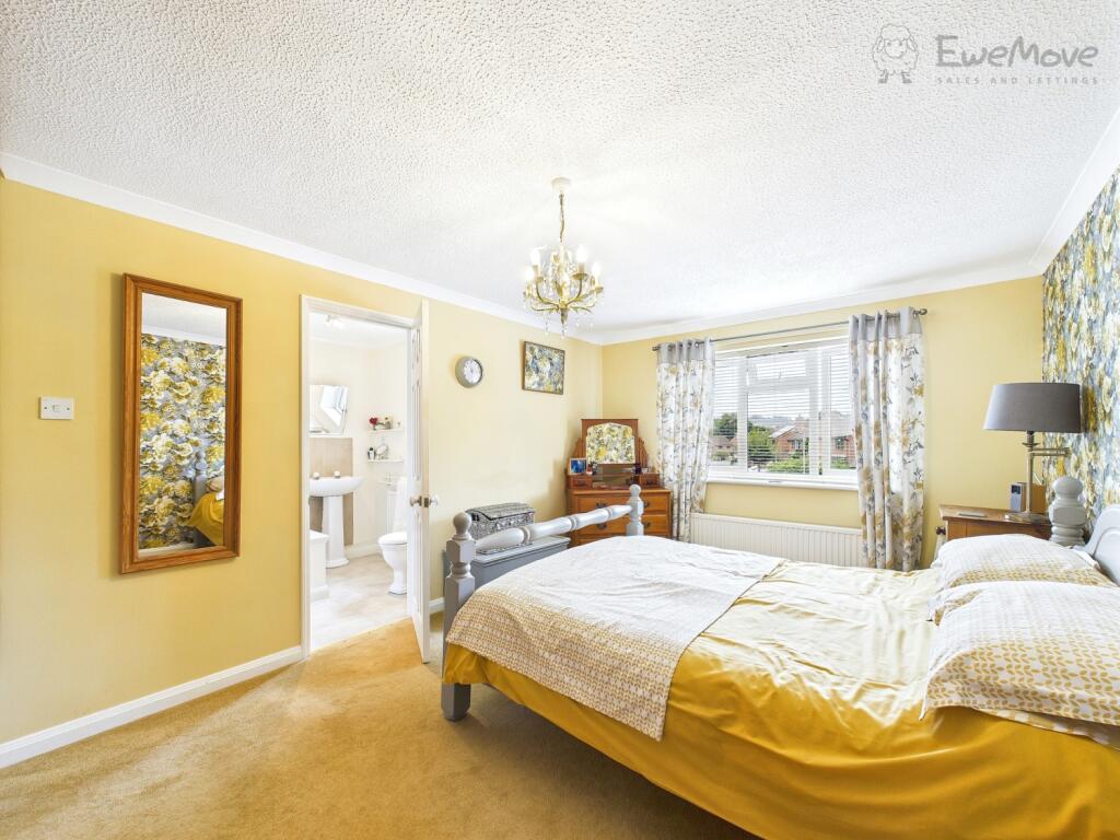 CAM03640G0-PR0056-STILL030