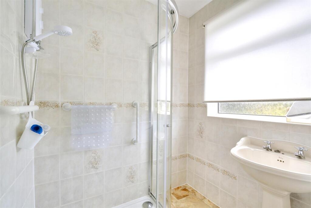 Shower Room 1_1.jpeg