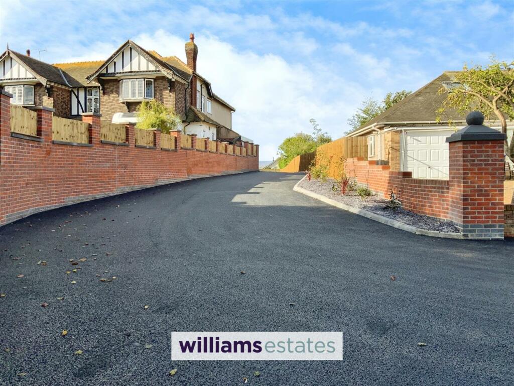 entrance road