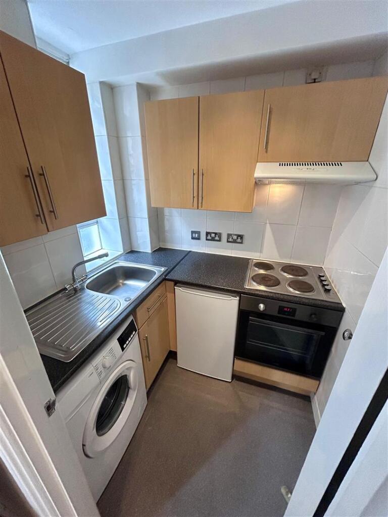 WhatsApp Image 2025-06-02 at 17.17.51_ad068d3f.jpg