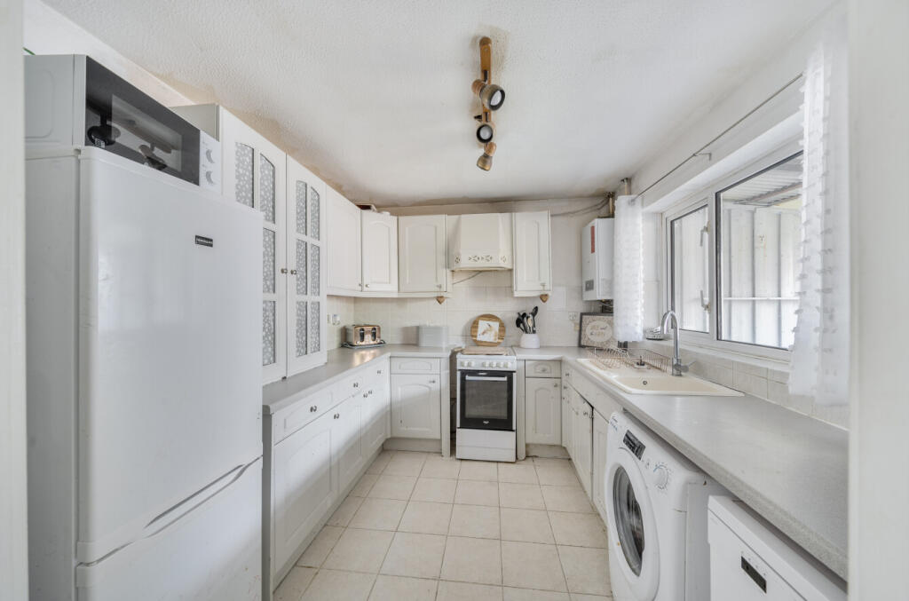 128333066881f95555805