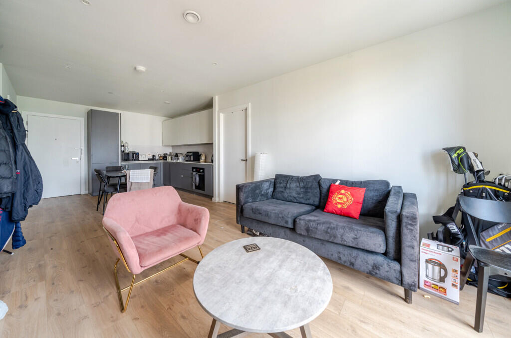 1299457-14-683058...