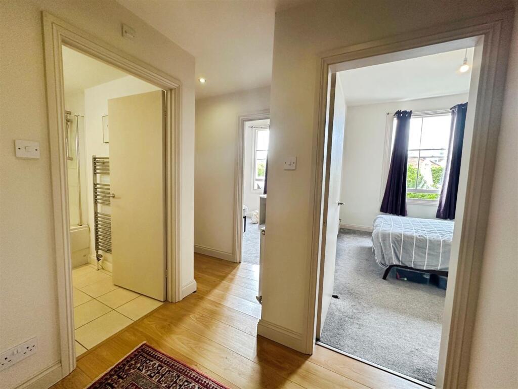 45d2a08d--4317-932B-0A702E7B7594-18068-0000055CA57