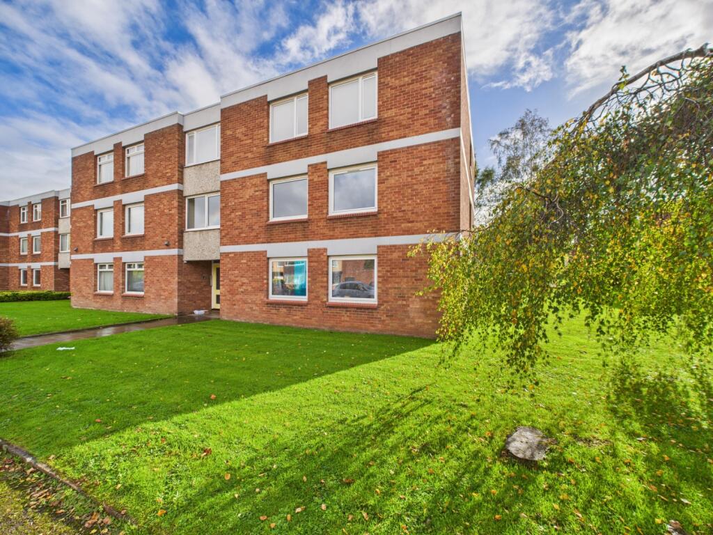 CAM02023G0-PR0176-STILL024