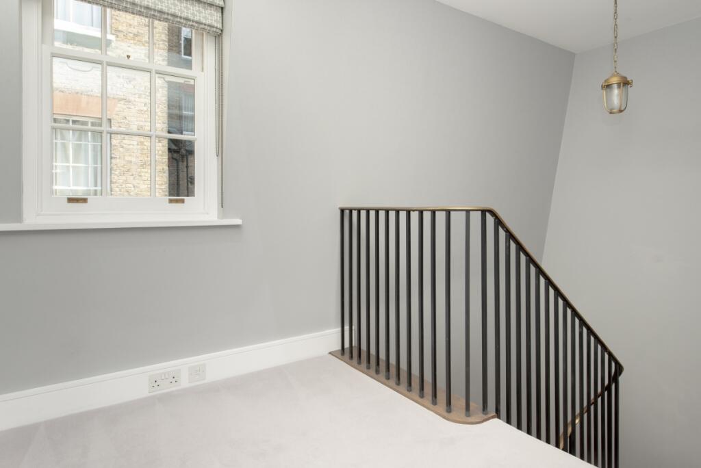 Clabon Mews 