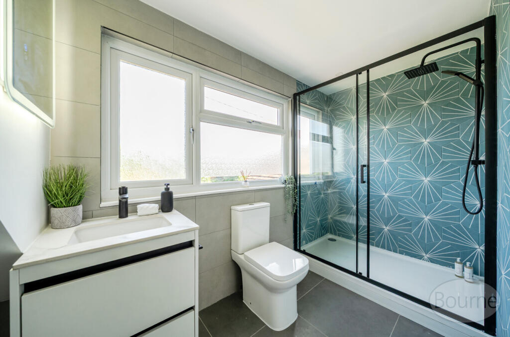 c18a2b00-5034-4b2...