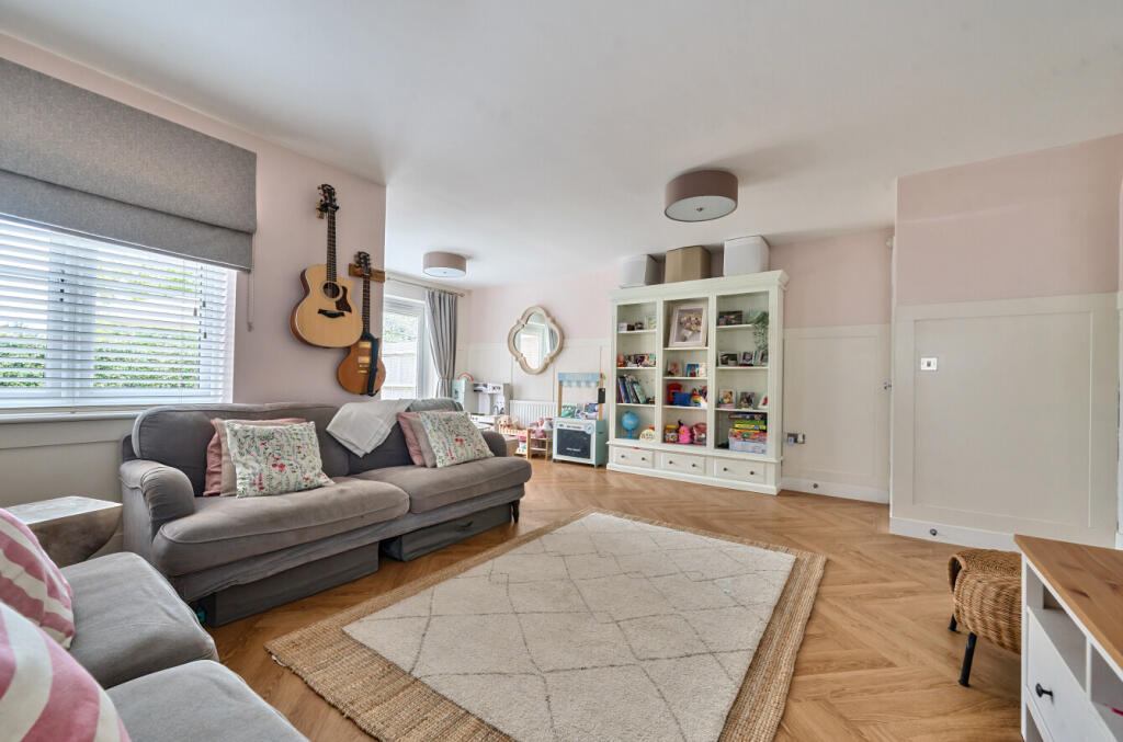 1320118-19-686e6a...