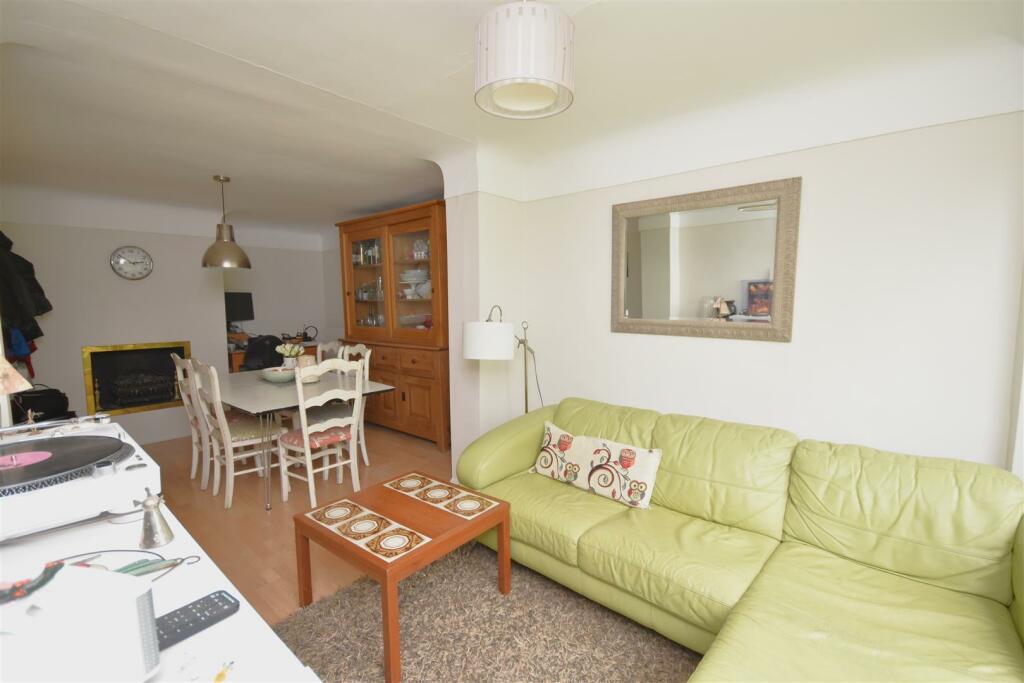 DSC_0382 - Copy (6).JPG