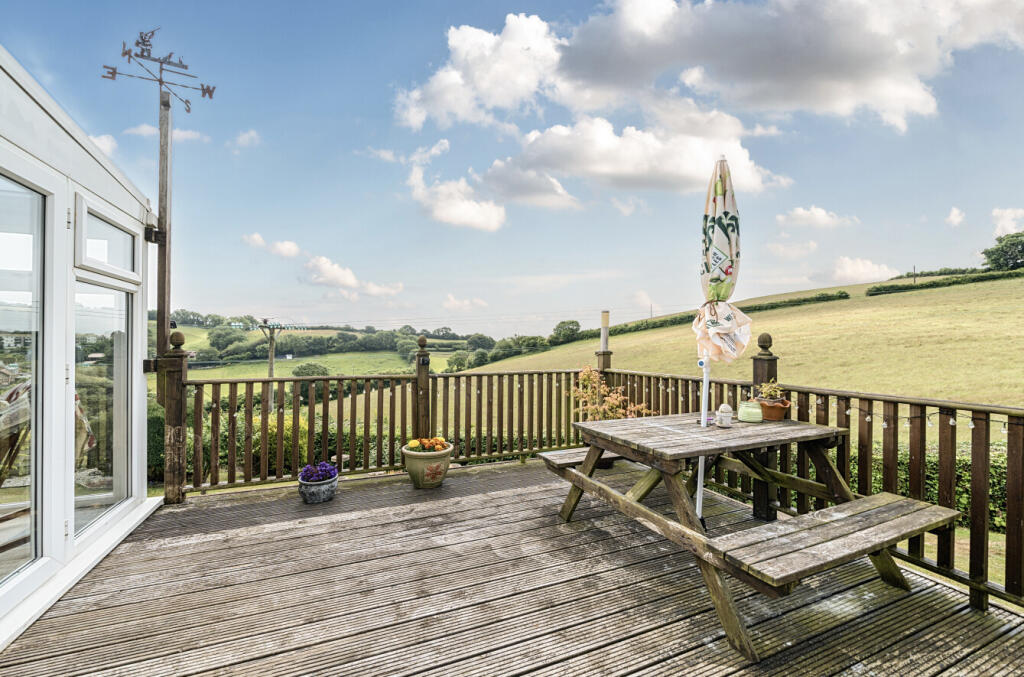 1306695-3-6849698...