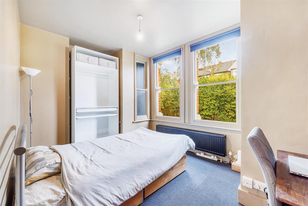 GFF, 4 Grasmere Avenue-11.jpg