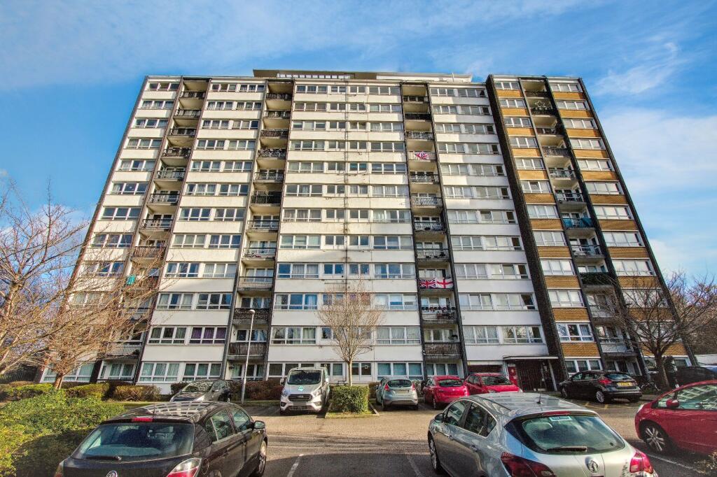 Flat 270, Haynes Park Court, Hornchurch, RM11 2DG