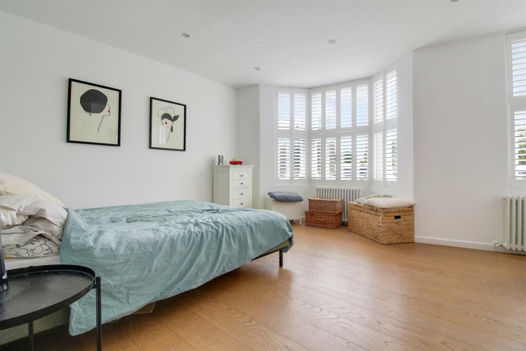 BED1 2.jpg