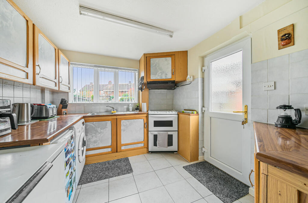 65e9900ce7277-l-1094242 (4)