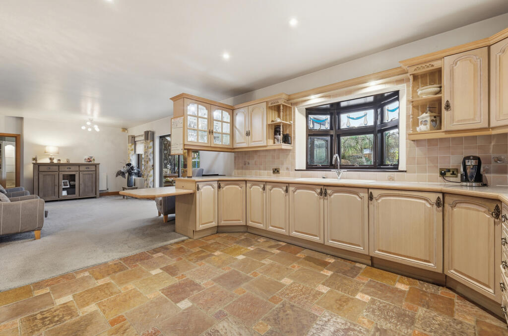 Kitchen/Family Room